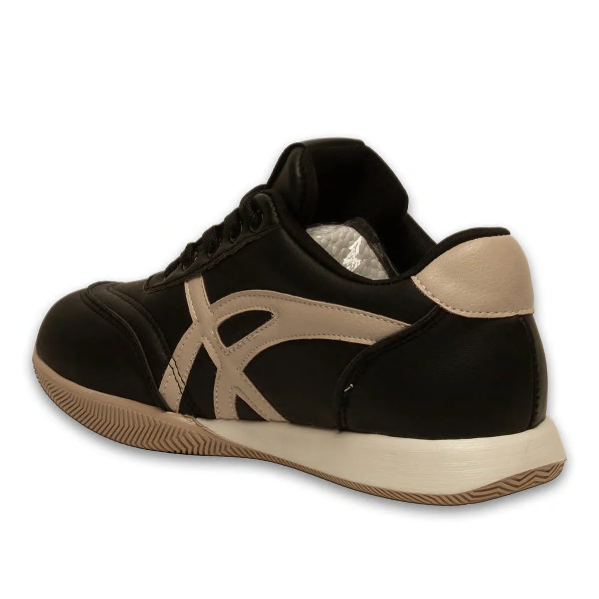 Black Lace-Up Women's Sports Sneakers Wholesale - Color: Black, Color Types: Leather - Image 3 of 4