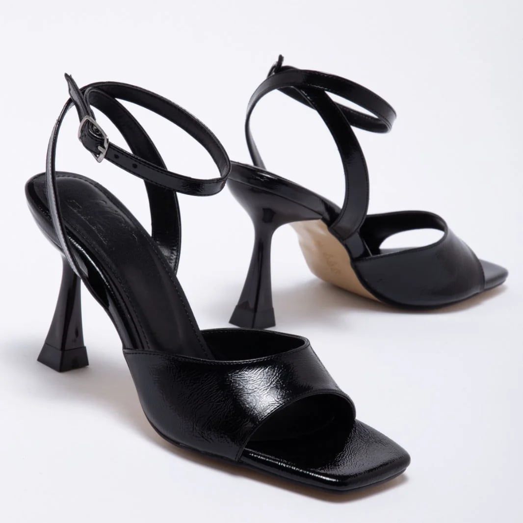 Black Flat Heeled Sandal – Classic Ankle Tie Elegant Model – Wholesale - Color: Black, Color Types: Wrinkled - Image 1 of 3